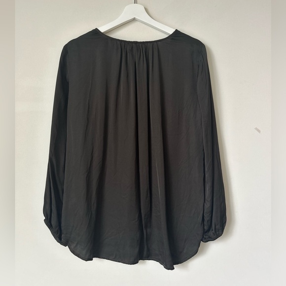 Velvet by Graham & Spencer | long sleeve blouse - Picture 2 of 5